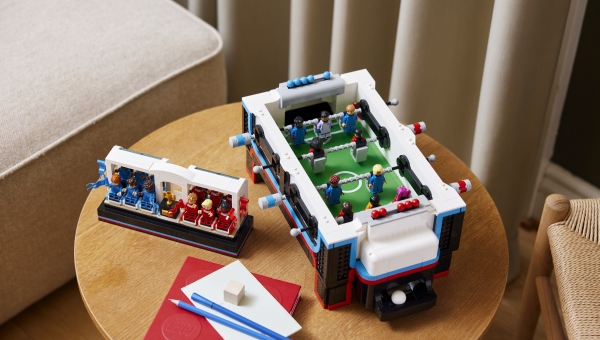 LEGO presenta il nuovo set Calcio Balilla di LEGO Ideas